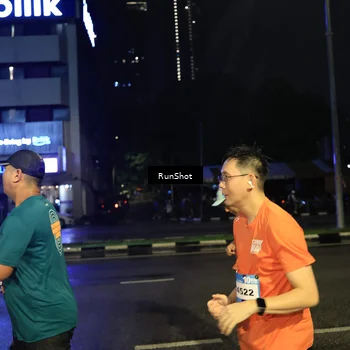 Runner Photo 7905364