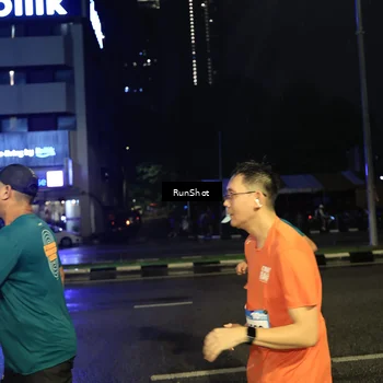 Runner Photo 7905365
