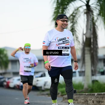 Runner Photo 7905367