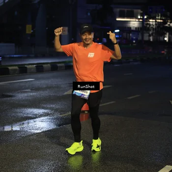 Runner Photo 7905373