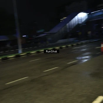 Runner Photo 7905383