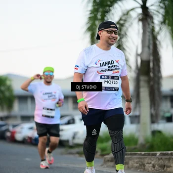 Runner Photo 7905394
