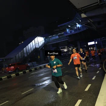 Runner Photo 7905418