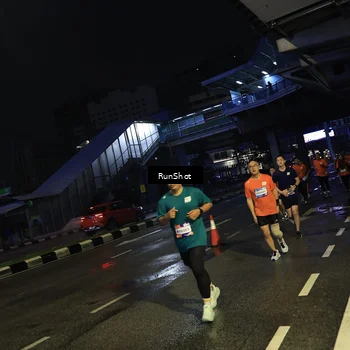 Runner Photo 7905424
