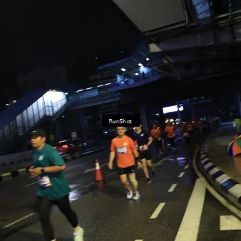 Runner Photo 7905436