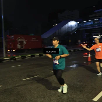 Runner Photo 7905449
