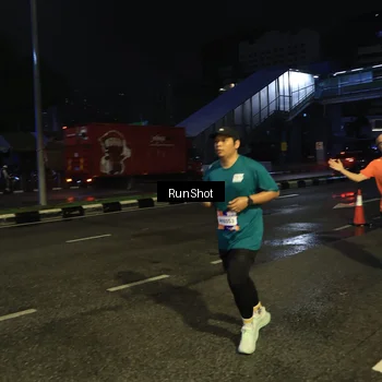 Runner Photo 7905462