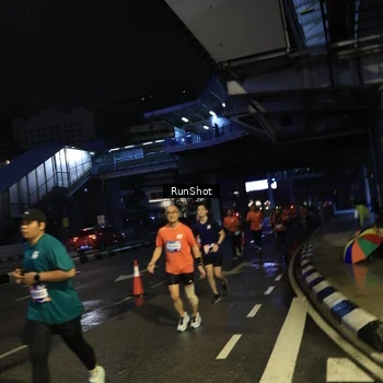 Runner Photo 7905466