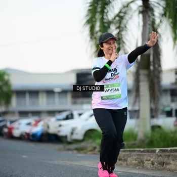 Runner Photo 7905497
