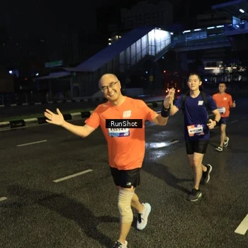 Runner Photo 7905517