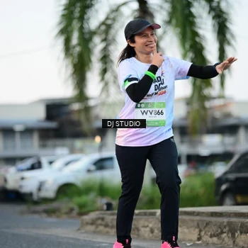 Runner Photo 7905518