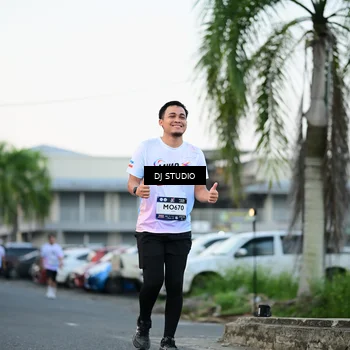 Runner Photo 7905524