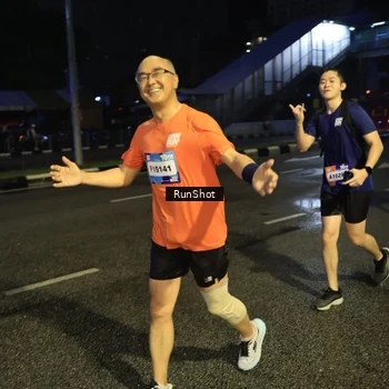 Runner Photo 7905525