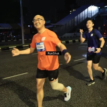 Runner Photo 7905527
