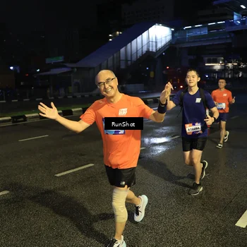 Runner Photo 7905543
