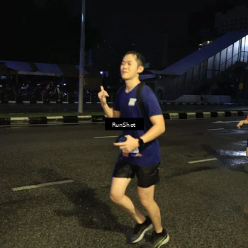 Runner Photo 7905546