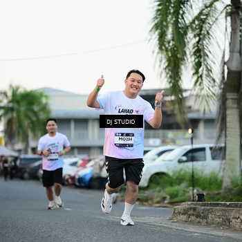 Runner Photo 7905553