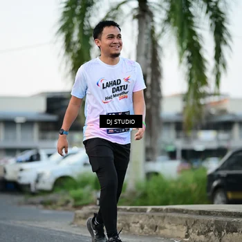 Runner Photo 7905558