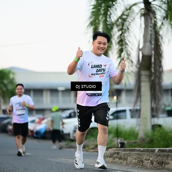 Runner Photo 7905561