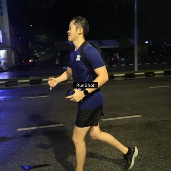 Runner Photo 7905562