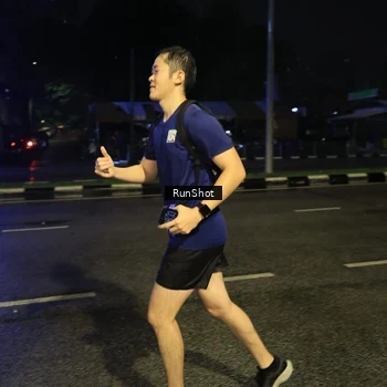 Runner Photo 7905565