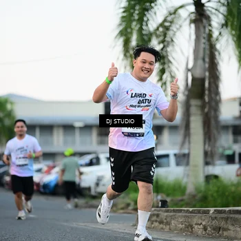 Runner Photo 7905570