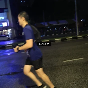 Runner Photo 7905573