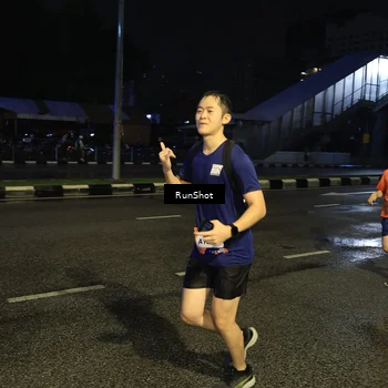 Runner Photo 7905579