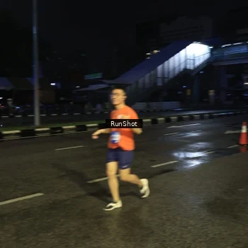 Runner Photo 7905581