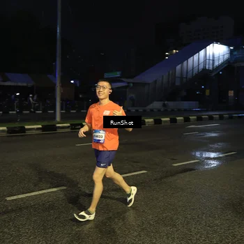 Runner Photo 7905590