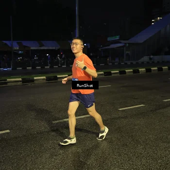 Runner Photo 7905604