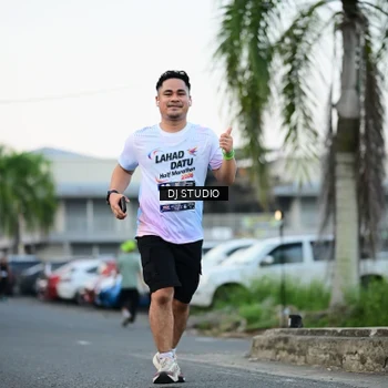 Runner Photo 7905612