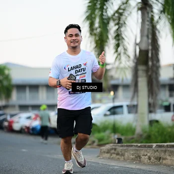 Runner Photo 7905617