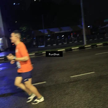 Runner Photo 7905625
