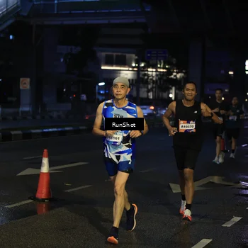 Runner Photo 7905635