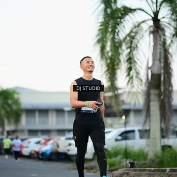 Runner Photo 7905639