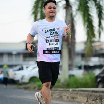 Runner Photo 7905641