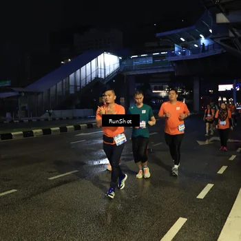 Runner Photo 7905644