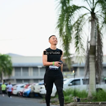 Runner Photo 7905647