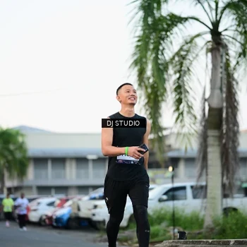Runner Photo 7905653