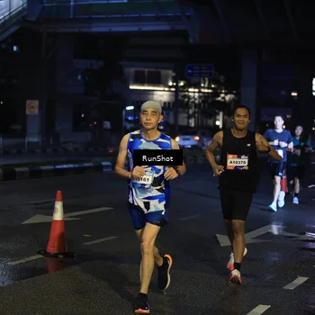 Runner Photo 7905662