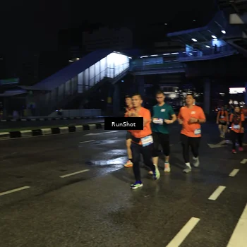Runner Photo 7905663