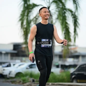 Runner Photo 7905670