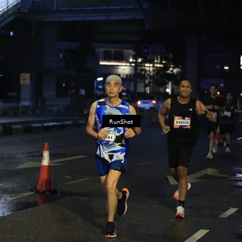 Runner Photo 7905672