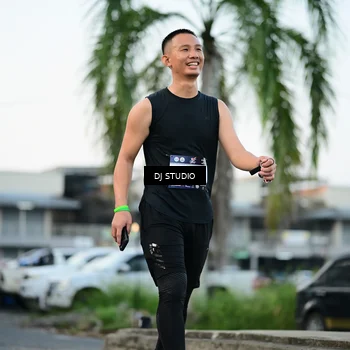 Runner Photo 7905680