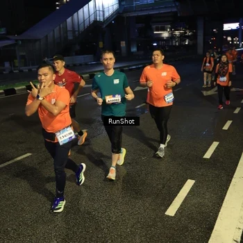 Runner Photo 7905682