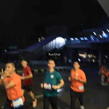 Runner Photo 7905696