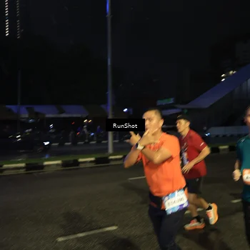 Runner Photo 7905703