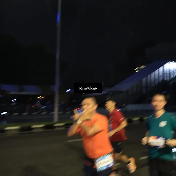 Runner Photo 7905705