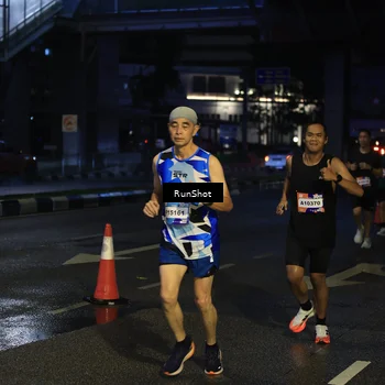 Runner Photo 7905708